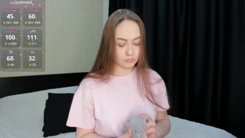 Snapshot of princess_sonya chatting on May 2026 06:41:02 AM Sonya online show from May 2026 06:41:02 AM
