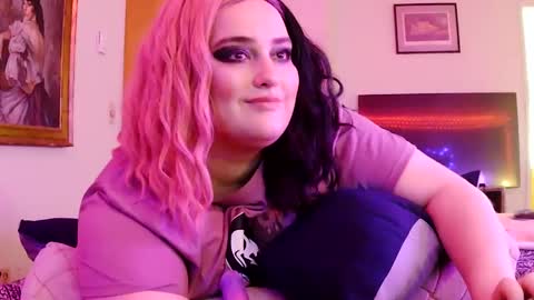 Snapshot of princessblazed444 chatting on September 2025 10:33:02 PM NOTYOURTYPICALBARBIE online show from September 2025 10:33:02 PM