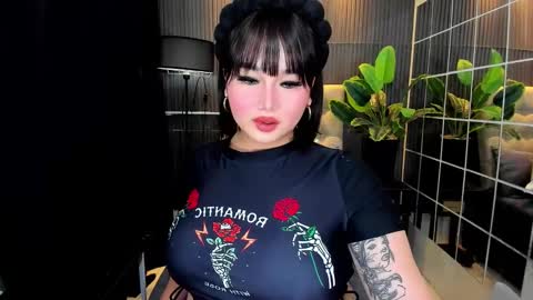 Astrid Ley online show from February 2025 07:31:02 PM