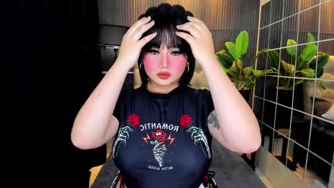 Astrid Ley online show from February 2025 02:49:01 PM