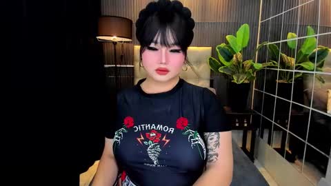 Astrid Ley online show from February 2025 06:18:01 AM
