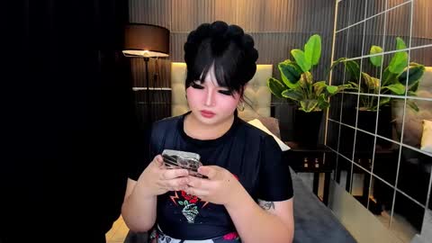 Astrid Ley online show from February 2025 09:24:02 AM