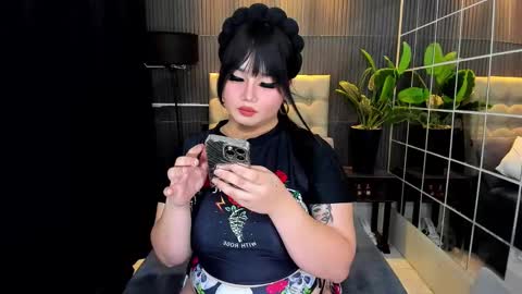Astrid Ley online show from March 2025 05:39:02 PM