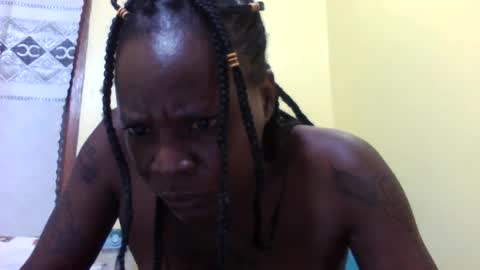 Snapshot of princessmiles2 chatting on June 2026 03:58:02 PM phelly online show from June 2026 03:58:02 PM