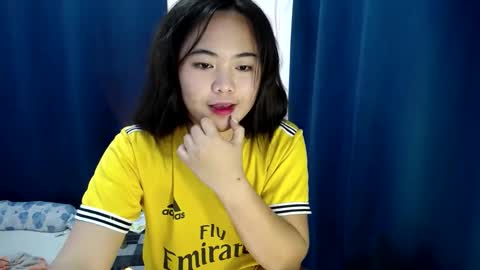 Snapshot of princessnaughty69 chatting on December 2024 03:35:01 PM SweetyHeart online show from December 2024 03:35:01 PM