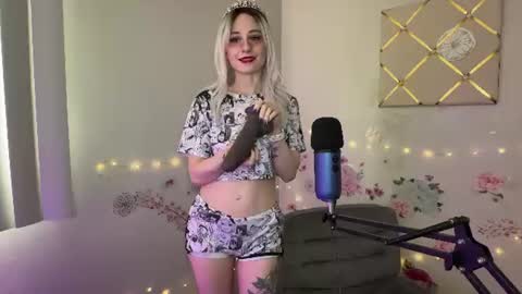 Starr online show from July 2026 07:38:01 PM