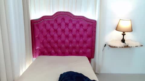 princessyanzy1 online show from March 2026 02:23:01 AM