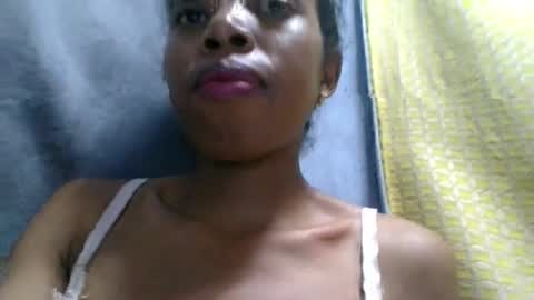 prisca880319 online show from April 2026 04:02:02 AM
