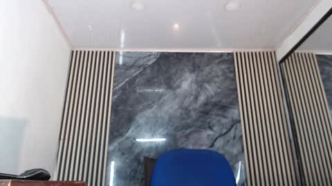 priscilarainbow online show from December 2024 07:33:01 PM