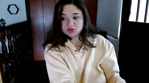 prismm_ online show from November 2025 02:27:02 PM