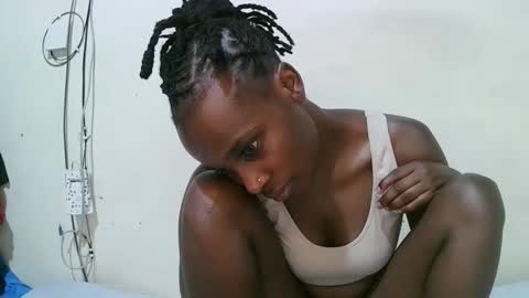 pritty_amber online show from April 2026 08:08:01 AM