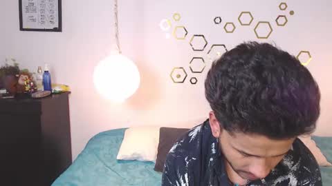 Adris  Juan online show from December 2025 04:21:01 AM