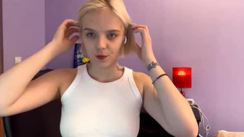 Scarlet online show from January 2026 06:28:02 AM