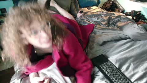 Snapshot of prxscillia_tx chatting on January 2025 08:45:02 AM prxscillia_tx online show from January 2025 08:45:02 AM