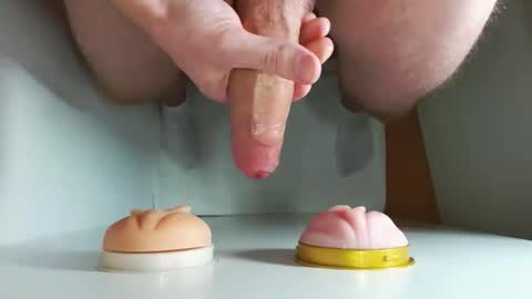 Snapshot of pude90 chatting on September 2025 06:39:02 AM PuDe90 online show from September 2025 06:39:02 AM