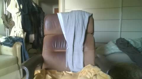 Snapshot of pumabravo chatting on November 2025 10:58:02 AM pumabravo online show from November 2025 10:58:02 AM