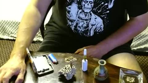 Snapshot of punkypapi chatting on November 2025 08:57:02 AM Jojo online show from November 2025 08:57:02 AM