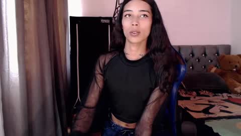 Snapshot of pupi_wolf chatting on September 2025 06:18:02 PM Cris online show from September 2025 06:18:02 PM