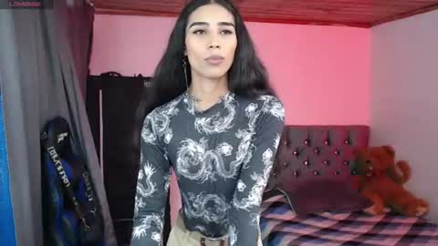 Snapshot of pupi_wolf chatting on July 2026 06:14:01 PM Cris online show from July 2026 06:14:01 PM