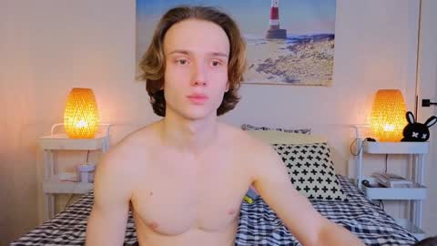 Snapshot of pupsenish chatting on December 2024 02:44:01 PM Jesse online show from December 2024 02:44:01 PM