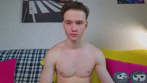 Snapshot of pupsenish chatting on December 2024 06:19:02 AM Jesse online show from December 2024 06:19:02 AM