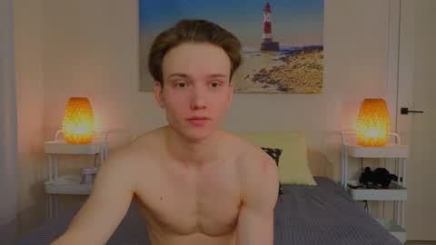 Snapshot of pupsenish chatting on February 2025 03:37:02 AM Jesse online show from February 2025 03:37:02 AM