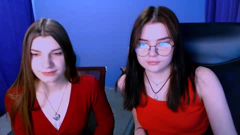 Snapshot of pure_radiance chatting on December 2024 09:19:02 AM Ask me3 online show from December 2024 09:19:02 AM