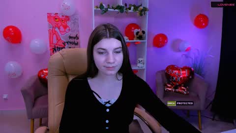 Snapshot of pure_radiance chatting on February 2025 12:43:02 PM Ask me3 online show from February 2025 12:43:02 PM