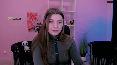 Snapshot of pure_radiance chatting on March 2025 09:56:01 AM Ask me3 online show from March 2025 09:56:01 AM