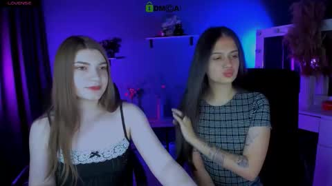 Snapshot of pure_radiance chatting on September 2025 01:00:02 PM Ask me3 online show from September 2025 01:00:02 PM