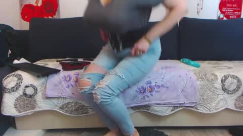 Goldie online show from April 2026 02:31:01 AM