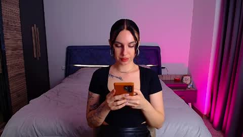 Julia online show from April 2026 05:13:02 PM