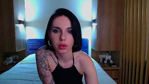 Julia online show from July 2026 04:10:02 PM
