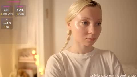 Snapshot of pureangeldolores chatting on December 2024 02:44:01 PM i dont do shows for free. watching here silently and waiting for me to start showing you something for free is useless online show from December 2024 02:44:01 PM