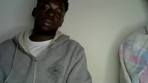 Snapshot of pureblack_ chatting on October 2025 06:17:01 PM Pureblack online show from October 2025 06:17:01 PM