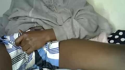 Snapshot of pureblack_ chatting on October 2025 07:34:01 PM Pureblack online show from October 2025 07:34:01 PM