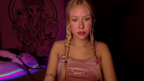 Megan online show from February 2026 06:48:01 PM