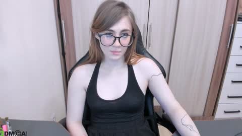 I am Mila online show from February 2025 06:40:02 PM