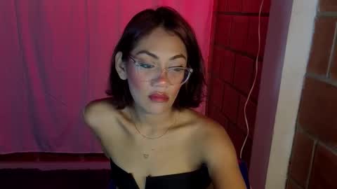 purepleasure25 online show from December 2025 07:04:02 AM