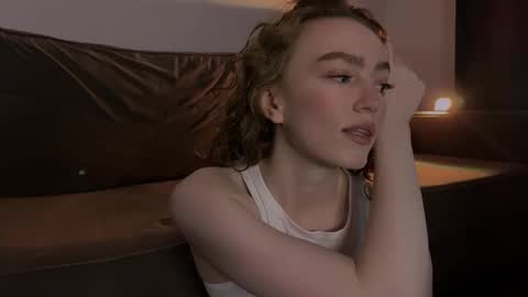 Snapshot of purity_ring chatting on February 2025 11:51:02 PM Marie online show from February 2025 11:51:02 PM