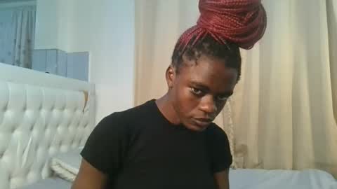 purple_honey1 online show from April 2026 05:10:02 PM