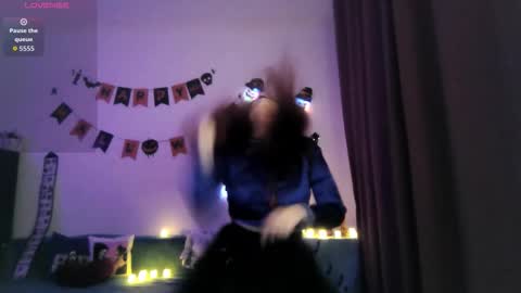 Snapshot of purplebutterfly1510 chatting on October 2025 08:31:01 PM Katie online show from October 2025 08:31:01 PM