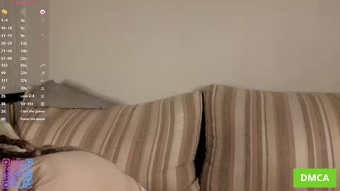 Snapshot of purssophie chatting on October 2025 05:33:02 AM Sophie Fav patterns 99199444press my buttons see what happens online show from October 2025 05:33:02 AM