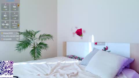 Snapshot of pusichka_ chatting on February 2025 01:00:02 PM Diana Onlyfans online show from February 2025 01:00:02 PM