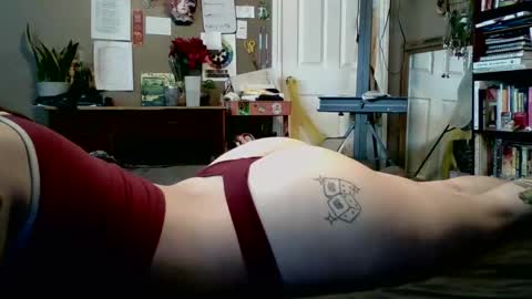 Snapshot of pussy444u chatting on April 2026 12:39:01 AM River online show from April 2026 12:39:01 AM
