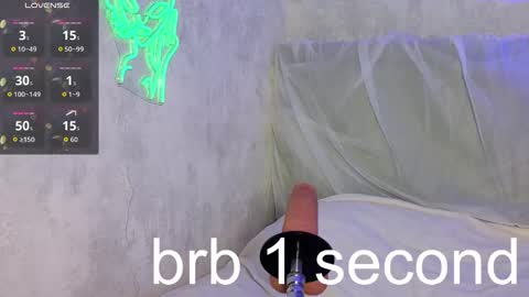 Snapshot of pussy_asmr chatting on September 2025 06:13:02 PM Monica online show from September 2025 06:13:02 PM