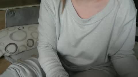 Lara online show from January 2025 10:50:02 AM