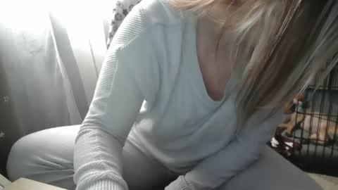 Lara online show from February 2025 11:14:02 AM