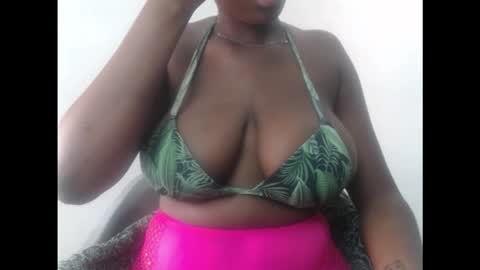 pussydollurz online show from October 2025 08:48:02 AM