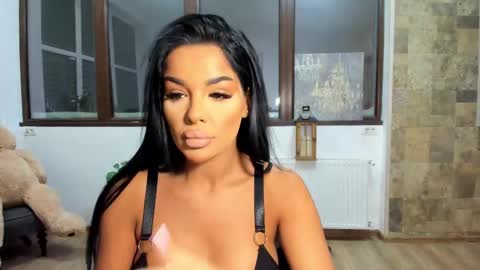 Andreea online show from February 2025 06:37:02 PM